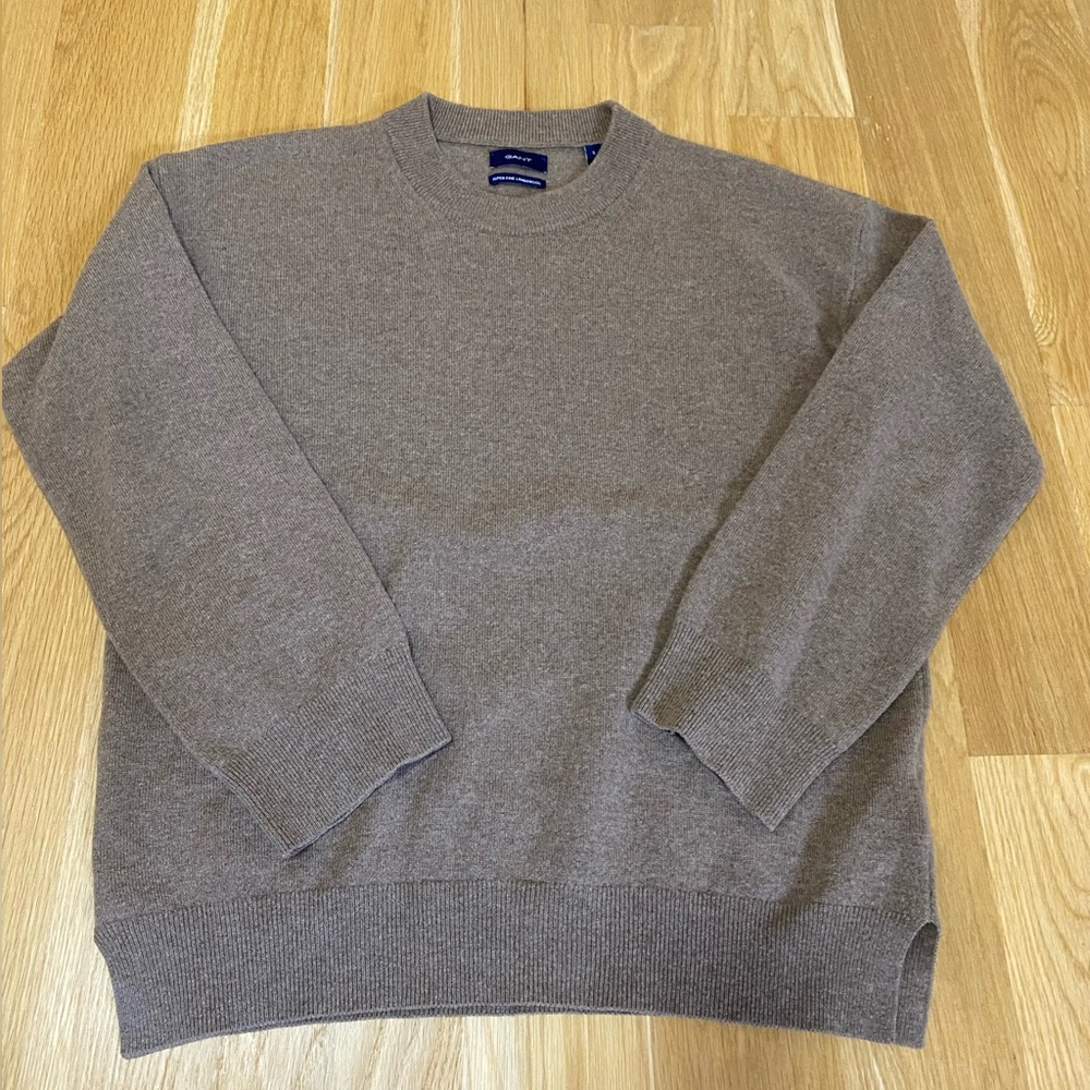 Gant Women’s Superfine Lambswool Sweater in Taupe in Size S